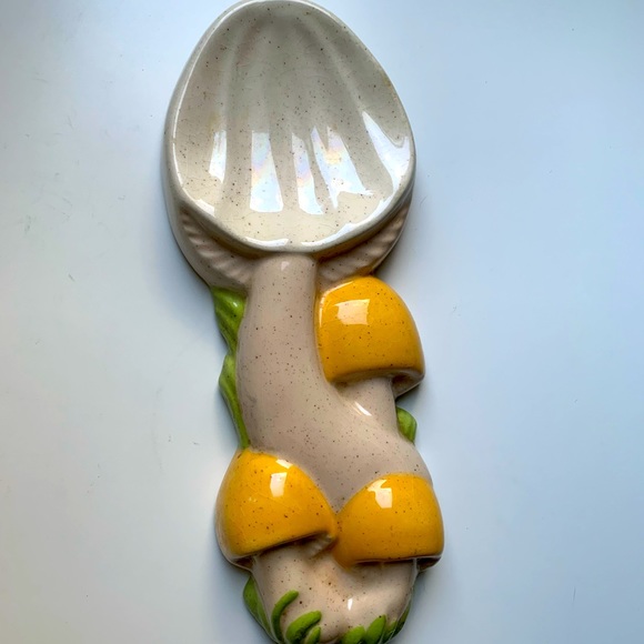 Vintage Arnel’s Ceramic Mushroom Spoon Rest / 1980s / Retro kitchen / Wall art - Picture 7 of 14